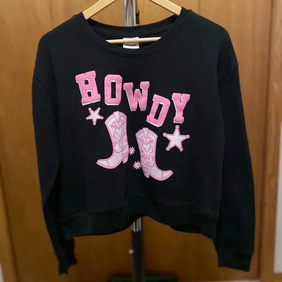 Relaxx Women's NWOT HOWDY Sweatshirt size Large - Picture 1 of 8